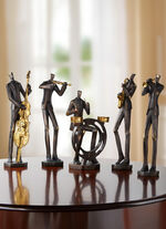 Musiker mit goldfarbenen Akzenten 