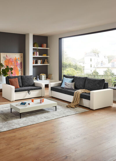 Frei im Raum aufstellbare Polstermöbel mit Bettkasten 