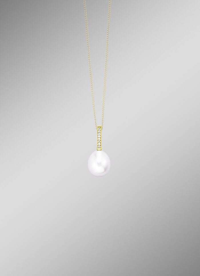 Eleganz neu definiert –Vergoldeter Anhänger 