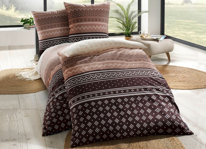 Bettw&auml;sche-Garnitur in moderner Farbgebung 