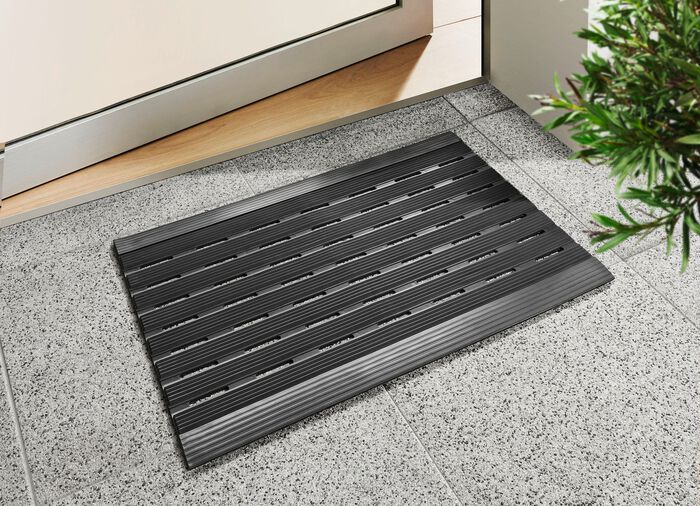 Wetterfeste Fu&szlig;matte aus Gummi SCHWARZ