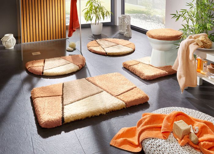 Farbenfrohe Badgarnitur mit rutschhemmender R&uuml;ckseite CREME