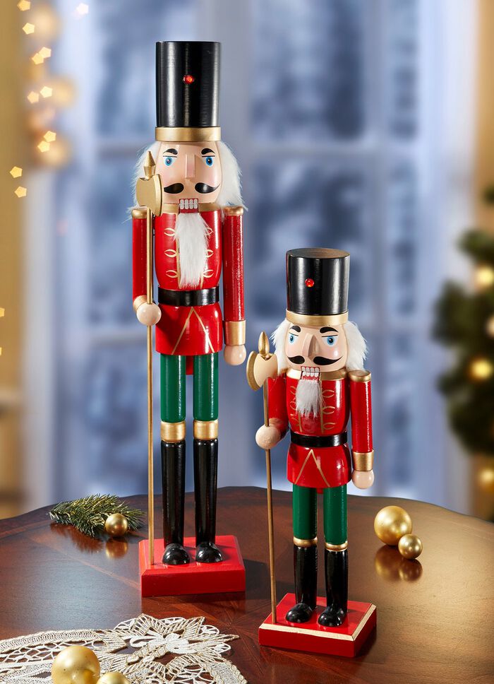 Nussknacker aus Holz- und Kunstmaterial 