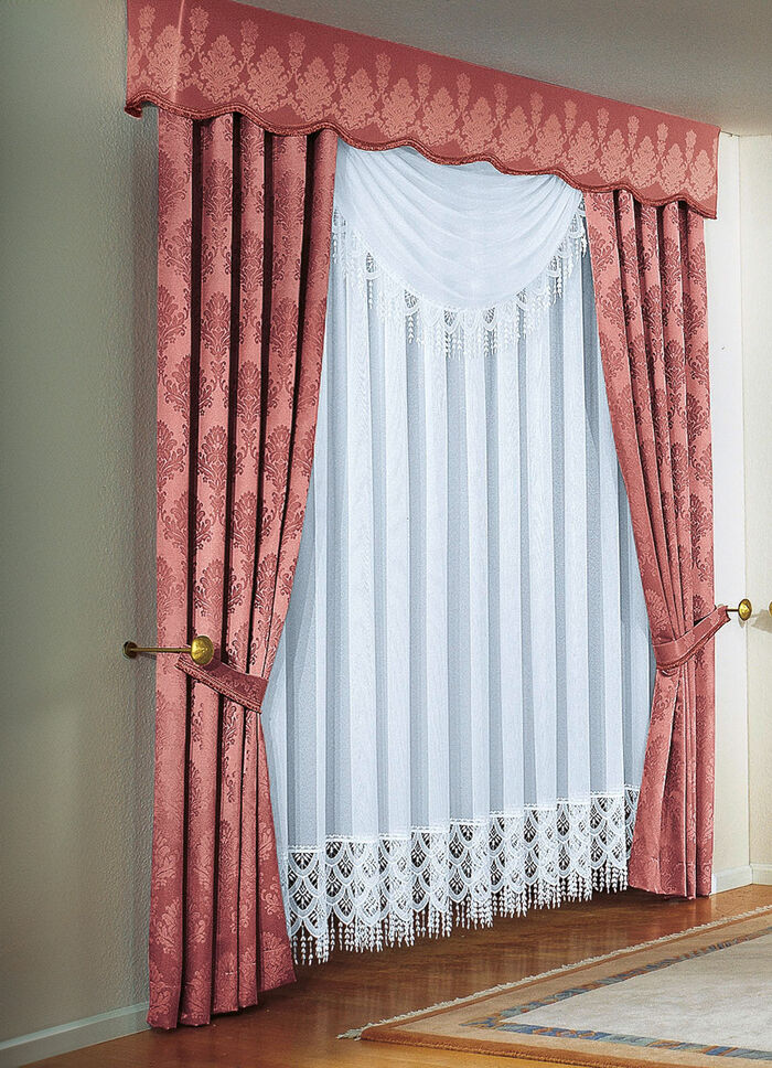 Mittelbogen mit Plauener Spitze 