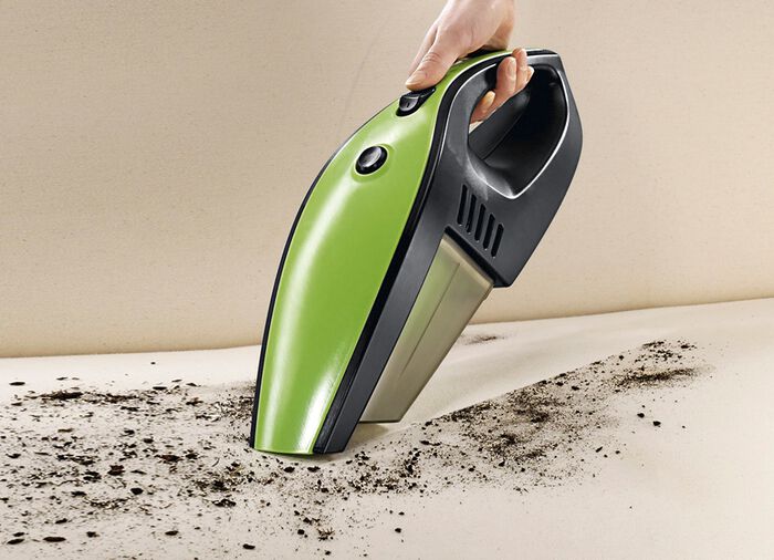 Akku-Handstaubsauger mit schwenkbarer Turbodüse 