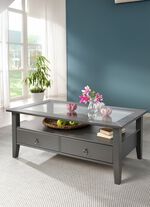 Couchtisch aus massivem Kiefernholz 