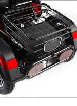 3-Rad Elektromobil im Stil eines Kompaktrollers 