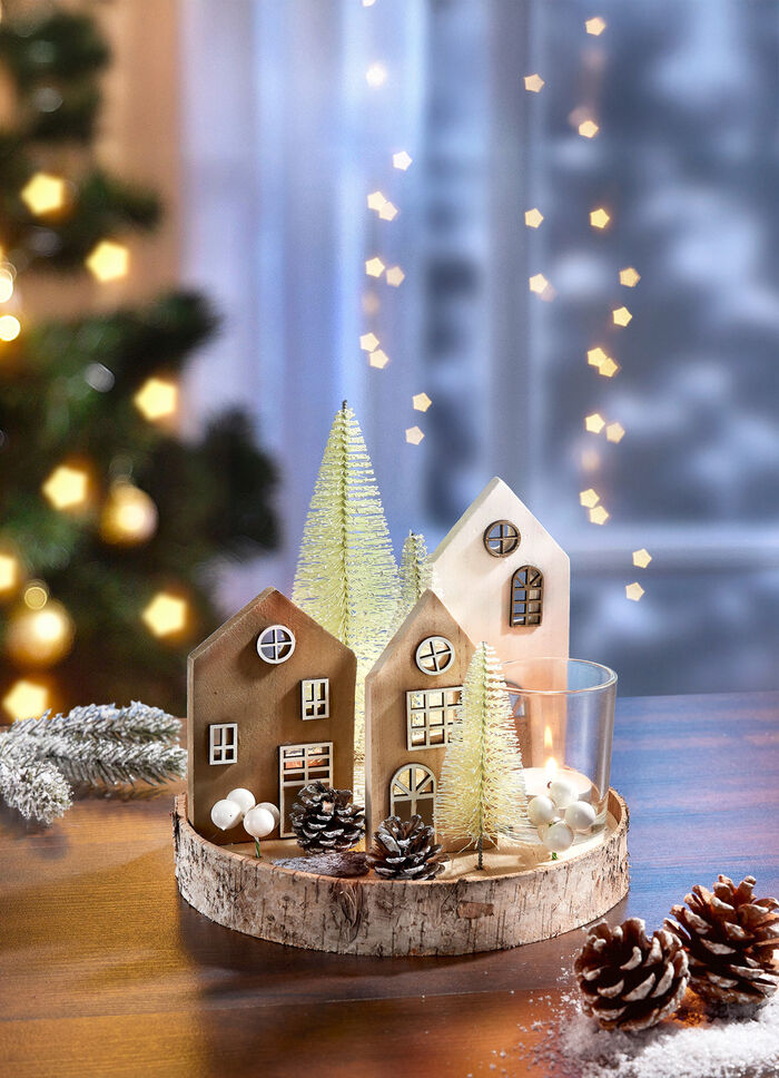 Holz-Dekoration mit Tannenbaum 