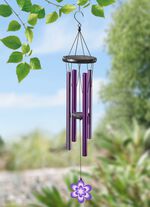 Klangspiel aus Aluminium, Eisen und Holz 