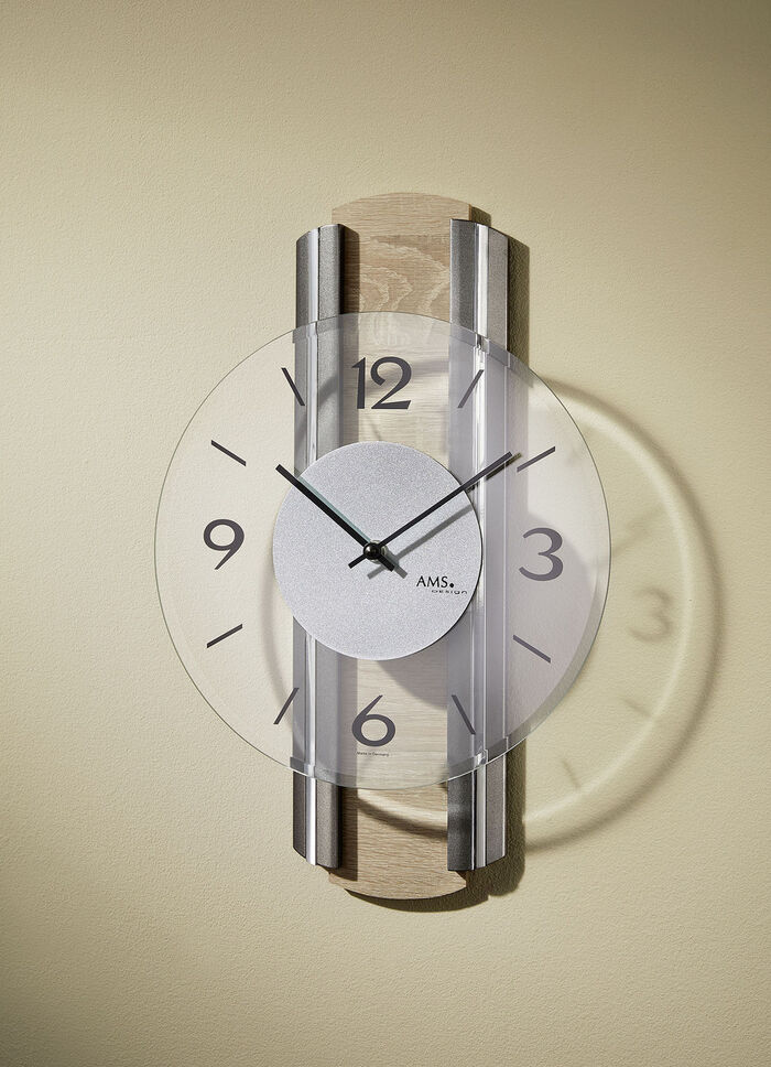 Batteriebetriebene Wanduhr mit Quarzwerk 