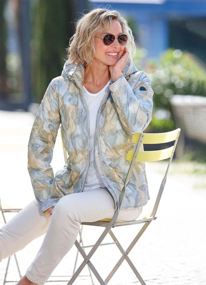 Jacke mit abnehmbarer Kapuze 