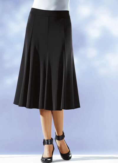 8-Bahnenrock mit glockig schwingendem Saum 