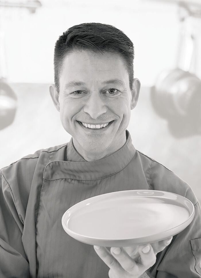 Arte Viva 12-teiliges Tafel-Service aus Markensteinzeug BEIGE