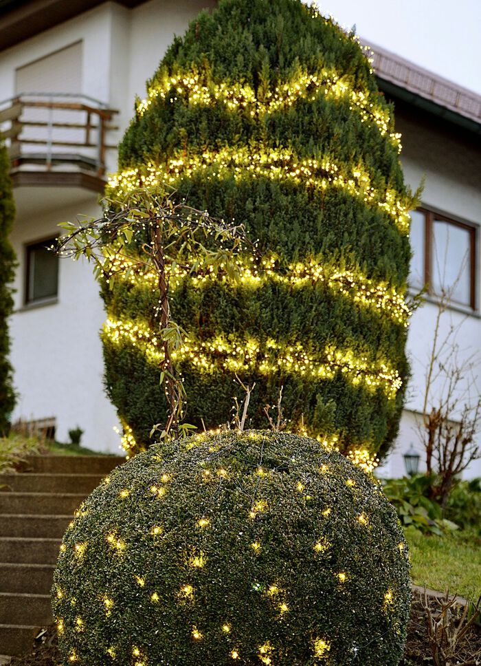 Cluster-LED-Lichterkette mit digitalem Outdoor-Trafo WARM-WEISS