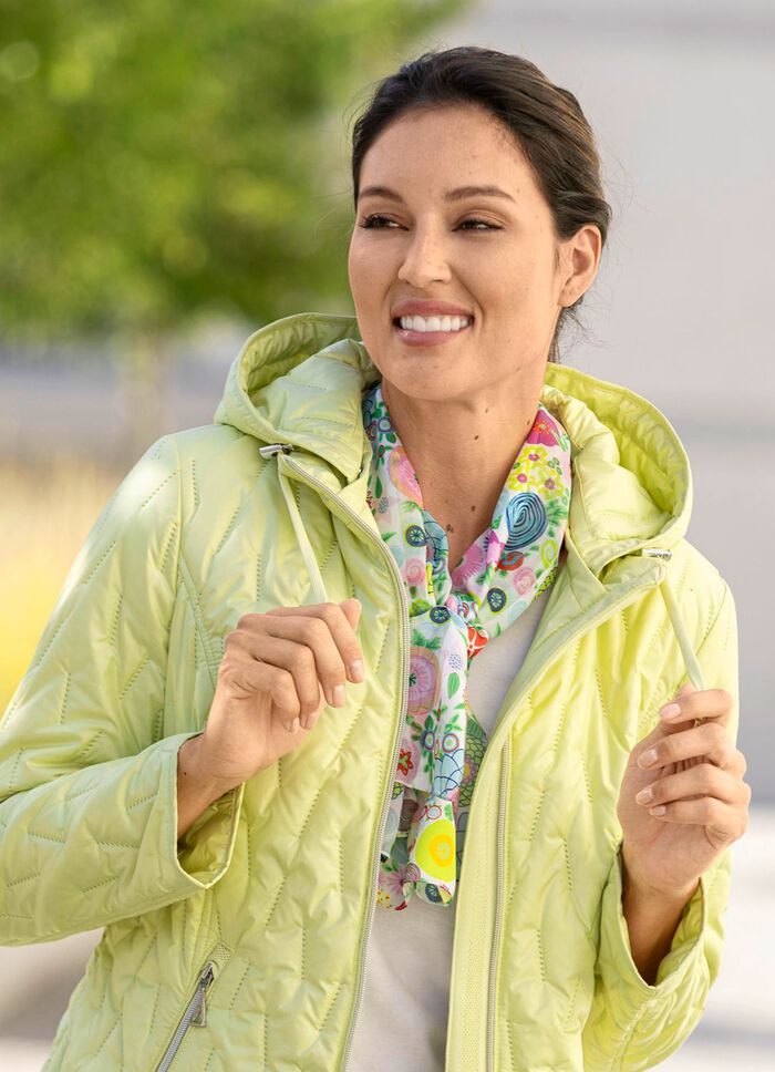 Schal mit Fantasiedessin 