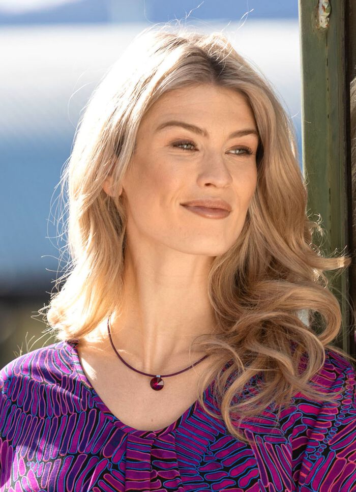 Halskette mit Kristallstein  