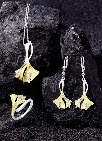 Ginkgoblatt-Anh&auml;nger in Bicolor mit synth. Zirkonia 