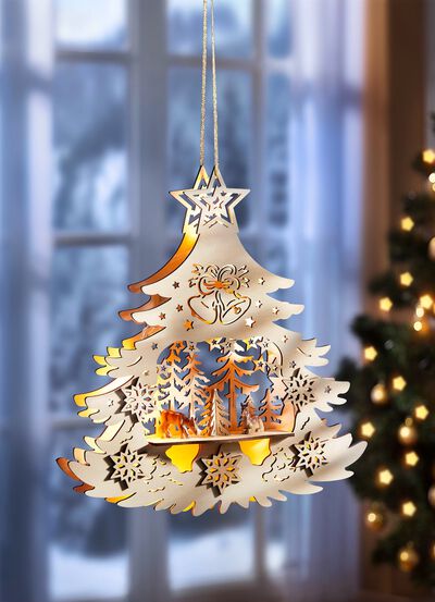 Beleuchtetes Fensterbild aus Holz 