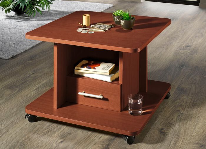 Moderner Couchtisch auf Rollen NUSSBAUM