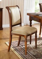 St&uuml;hle mit Federkern und Schaumstoffpolsterung 