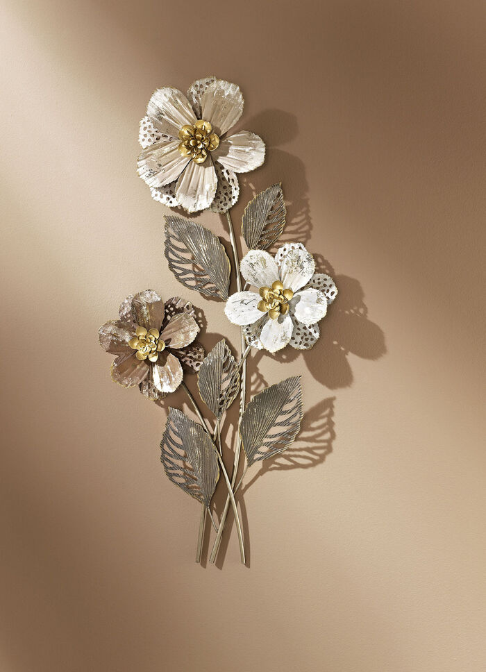 Wanddekoration aus Metall 