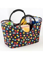 Einkaufskorb mit farbenfrohem Einkaufsmuster 