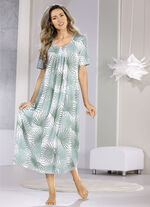 Nachthemd mit Absteppung und Faltenlegung 