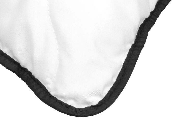 Kissenprogramm aus dem Hause biberna mit schwarzer Biese WEISS