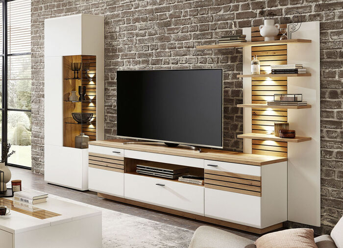 Wohnwand mit LED-Beleuchtung und Softclose-Funktion 