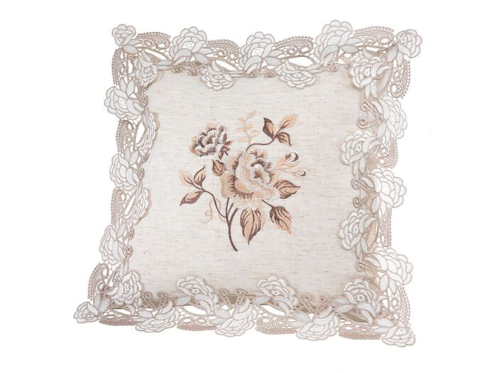 Tisch- und Raumdekoration mit Spitzenbord&uuml;re 