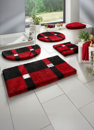 Badgarnitur mit rutschhemmender R&uuml;ckseite 