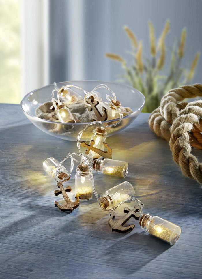 Lichterkette mit integrierten warm-wei&szlig;en LEDs 