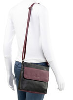 Laurina, Tasche, Damen, mit verstellbarem Umhängeriemen SCHWARZ-BORDEAUX