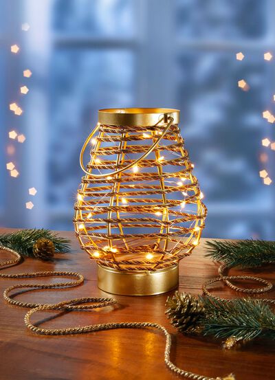 Beleuchtetes Windlicht 