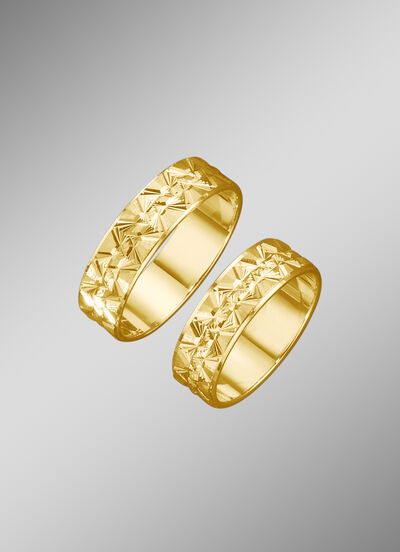 Trauring, teilweise satiniert und wellenförmig diamantiert 