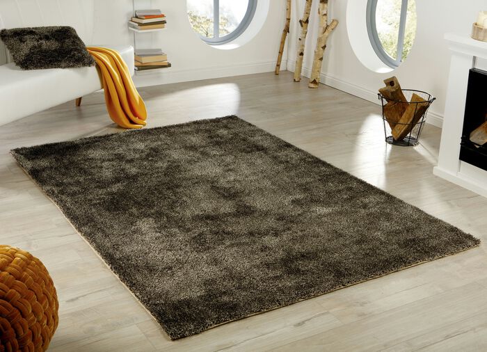 Hochflor-Teppiche und Kissen mit Baumwoll-R&uuml;ckseite 