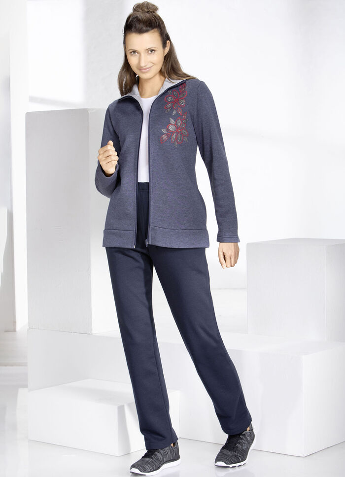 Freizeitanzug mit zwei Hosen 