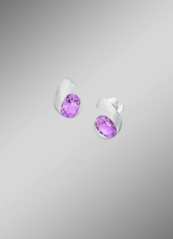 Moderne Ohrstecker mit echt Amethyst 