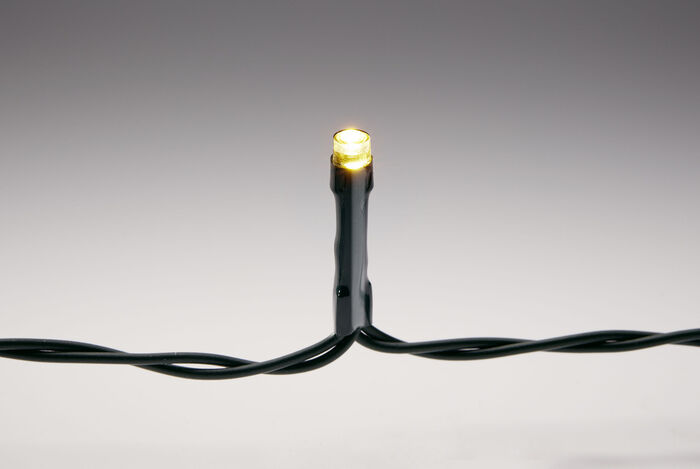 Solar-Lichterkette mit 200 kaltwei&szlig;en LEDs 