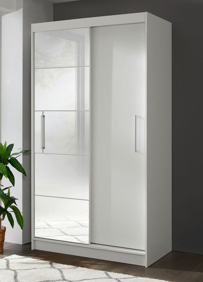 Durchdachter Schwebet&uuml;renschrank mit Spiegelfront 