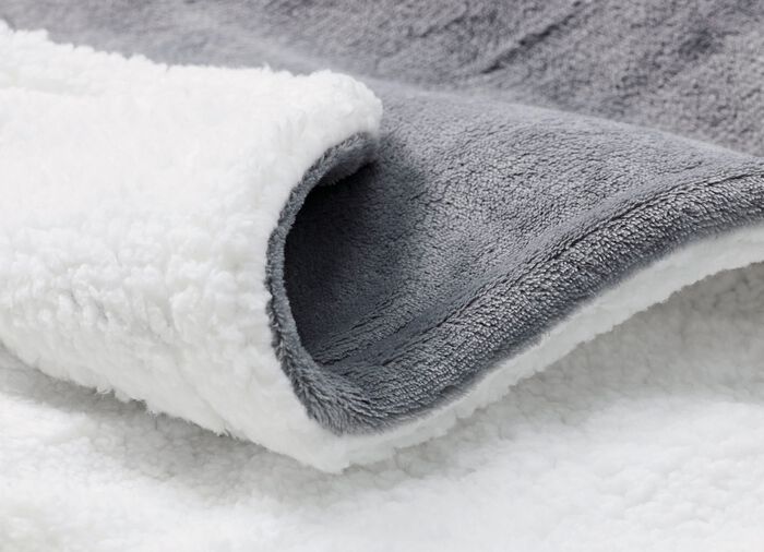 Promed Heizdecke KHP-2.3G f&uuml;r kalte Tage und N&auml;chte 