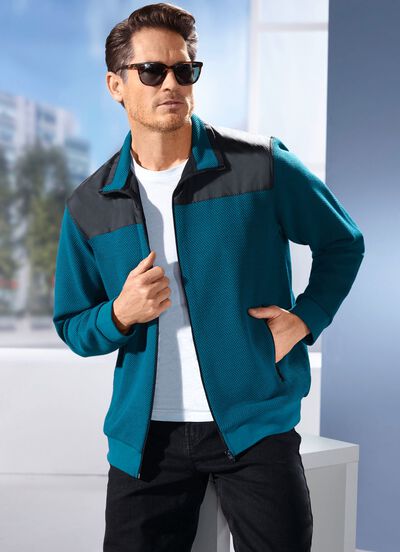 Sweatjacke mit Seitentaschen 