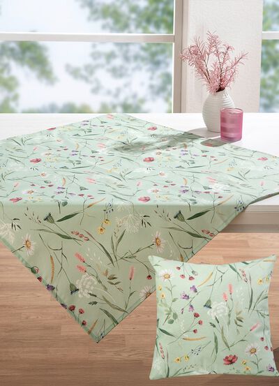 Tisch- und Raumdekoration mit Fleckschutz-Ausr&uuml;stung 