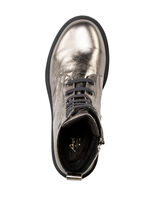 Andrea Conti Schn&uuml;r-Bootie aus weichem Metallic-Nappaleder ALTSILBER