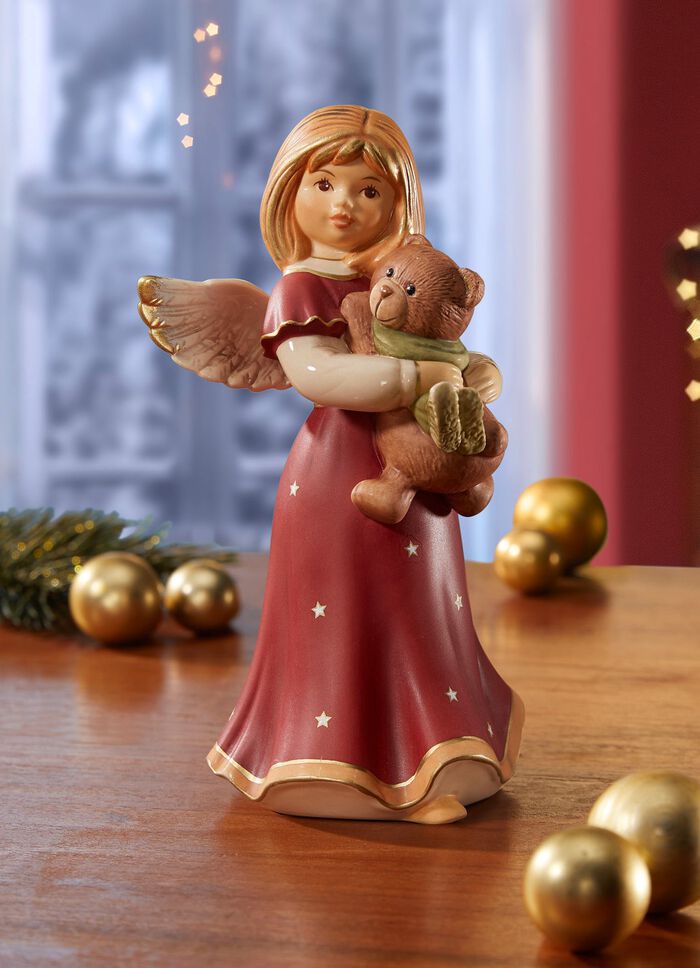 Engel mit Teddy aus dem Hause Goebel 