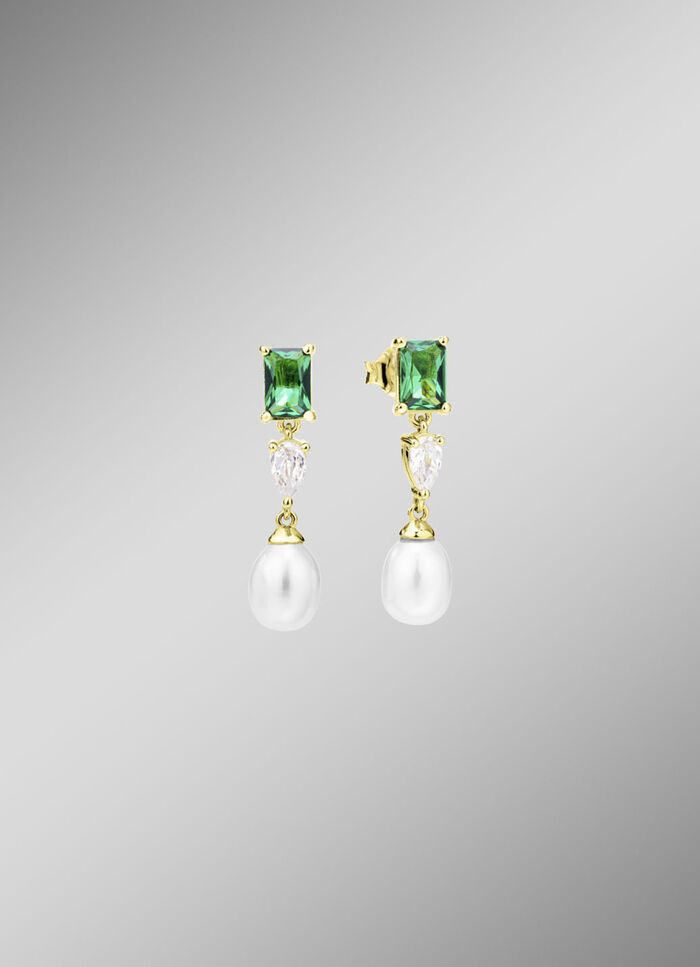 Eleganz in Bewegung – Ohrstecker mit Perlen und Kristallglanz 