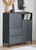 Highboard mit aufwendiger Rillenfront 