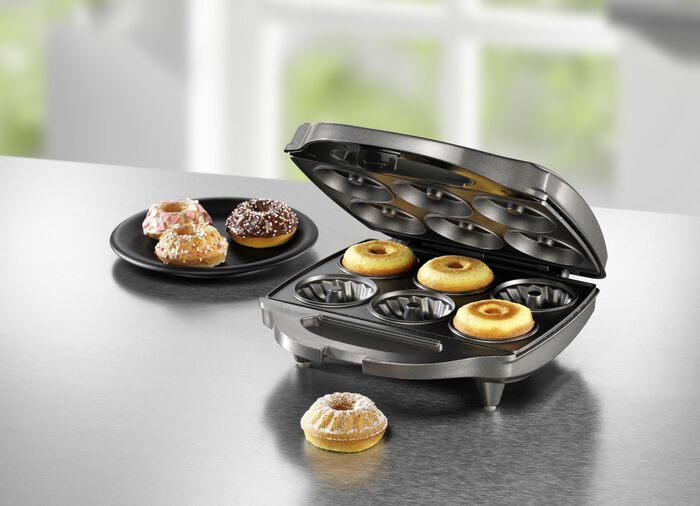 Guglhupf-B&auml;cker: Waffeleisen f&uuml;r k&ouml;stliche kleine Kuchen SCHWARZ