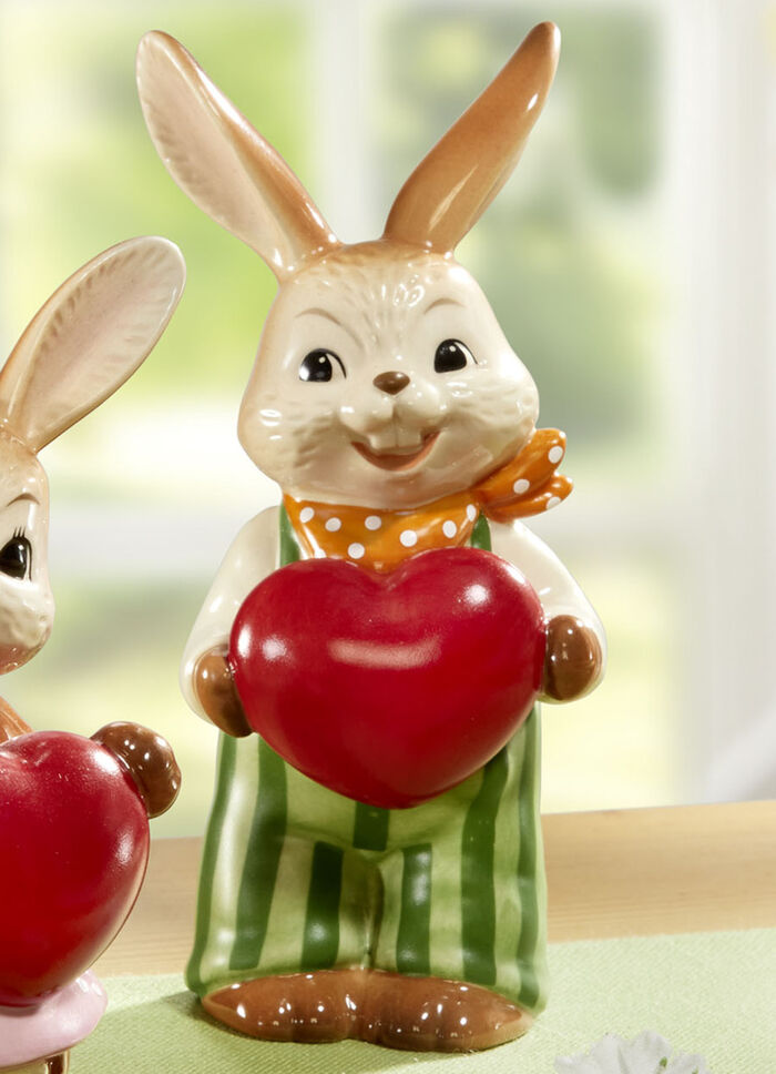 Goebel Hase aus hochwertigem Feinsteingut BUNT