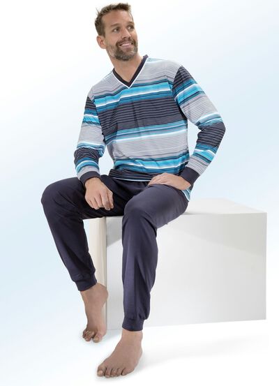 Schlafanzug mit Ringeldessin, V-Ausschnitt und Brusttasche 